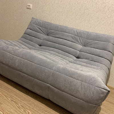 Купили очень мягкий диван для релакса. Отзыв с фото и оценкой 5/5.